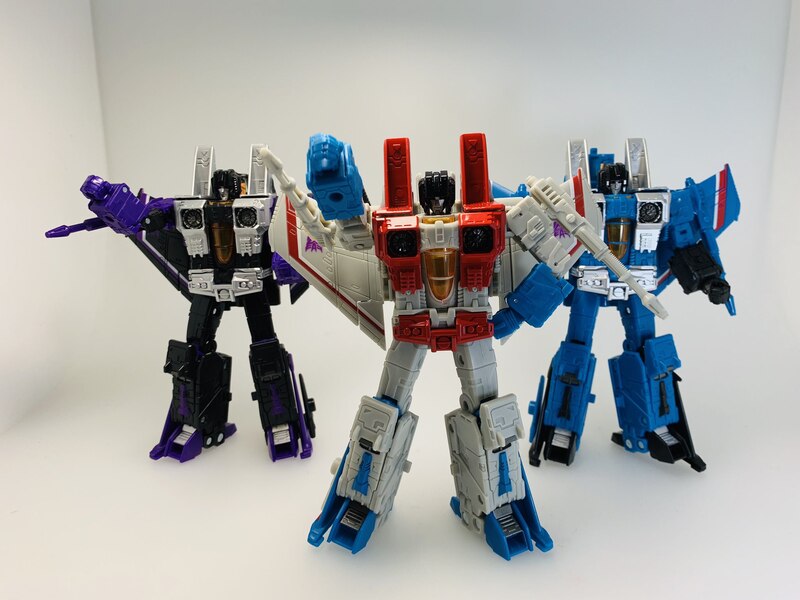 Takara Earthrise Skywarp And Thundercracker 2 Pack Japan (1 of 1)